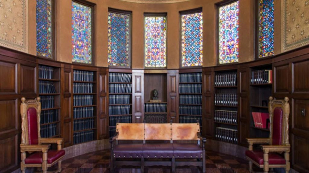 Hoose Library of Philosophy